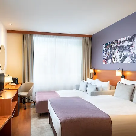 Leonardo Center Hotel