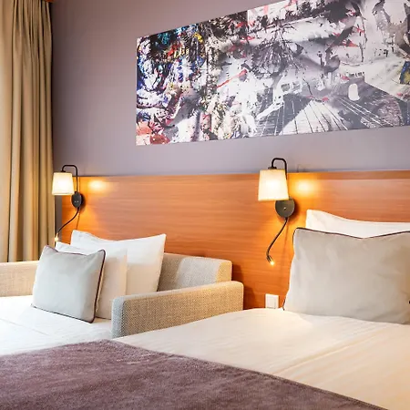 Leonardo Center Otel 3*