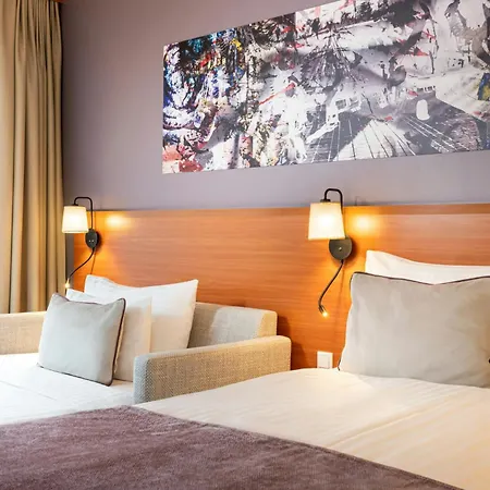 Leonardo Center 3* Salzburg