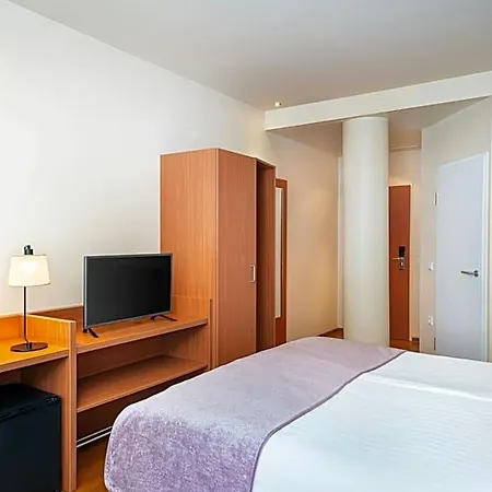 Leonardo Center Otel Salzburg